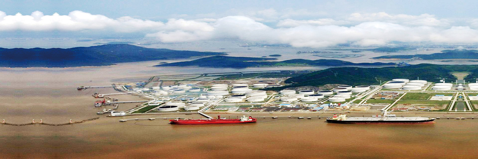 kaiyun环境为中化兴中石油转运（舟山）有限公司提供大型炼化基地和码头油气回收系统解决方案,VOC油气处理量近每小时4000m³